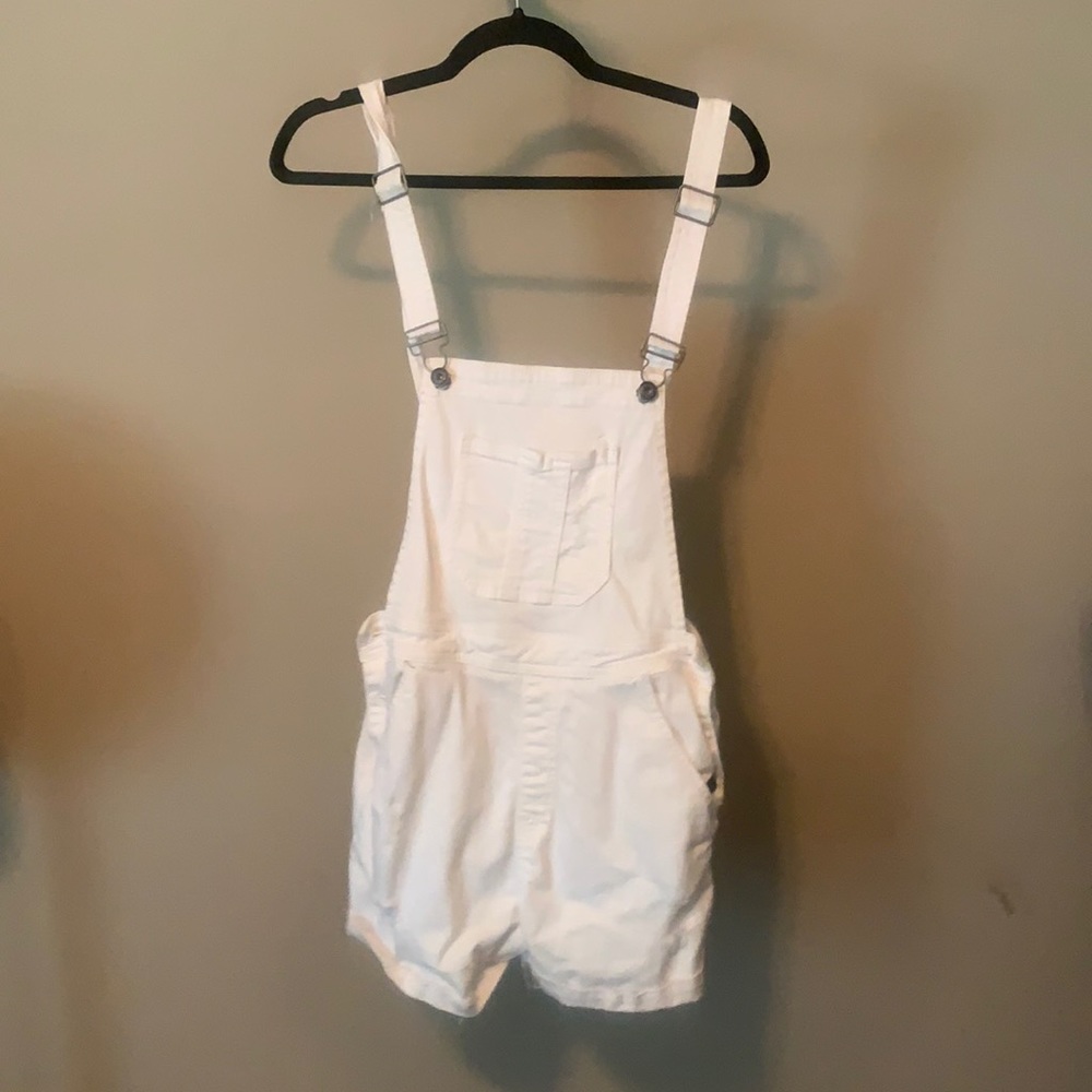 Jean short overalls! Size M